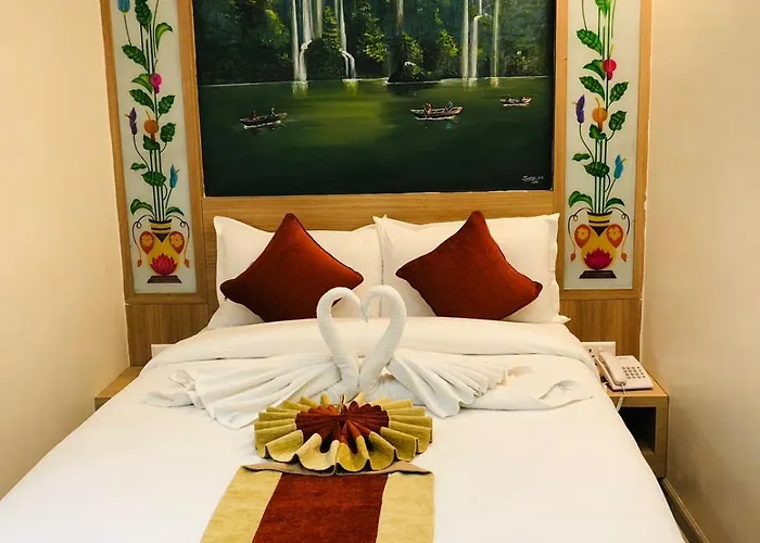 Hotel Kedarnath 3*